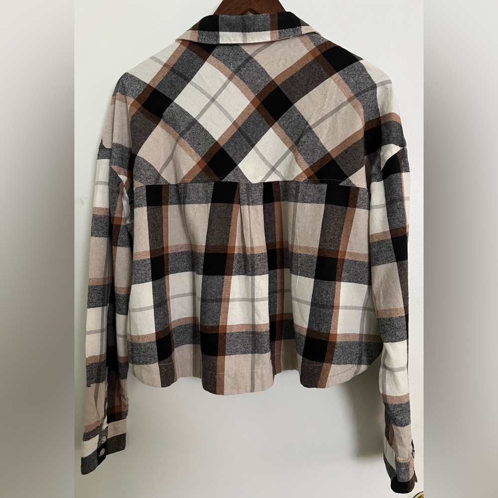 Thread & Supply Plaid Cropped Cotton Button Down Shirt, NWT, Size L - Picture 3 of 15